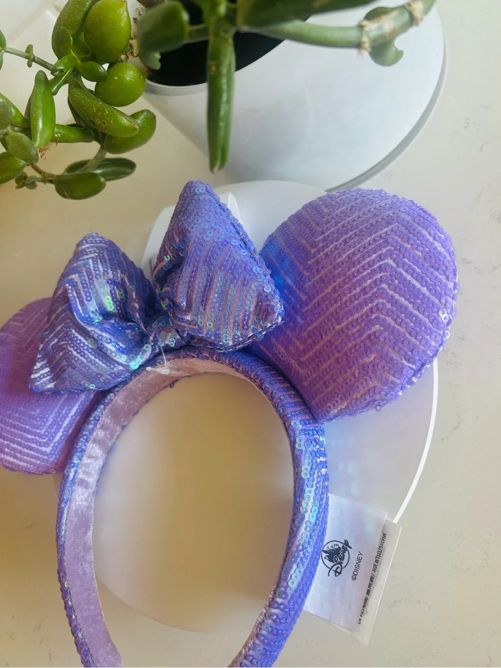 NEW Disnyland Parks Purple Sparkle Puff Minnie Ears 💜